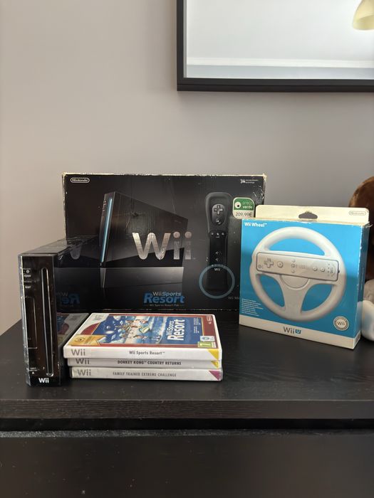 Wii com jogos e acessorios( sem comandos)