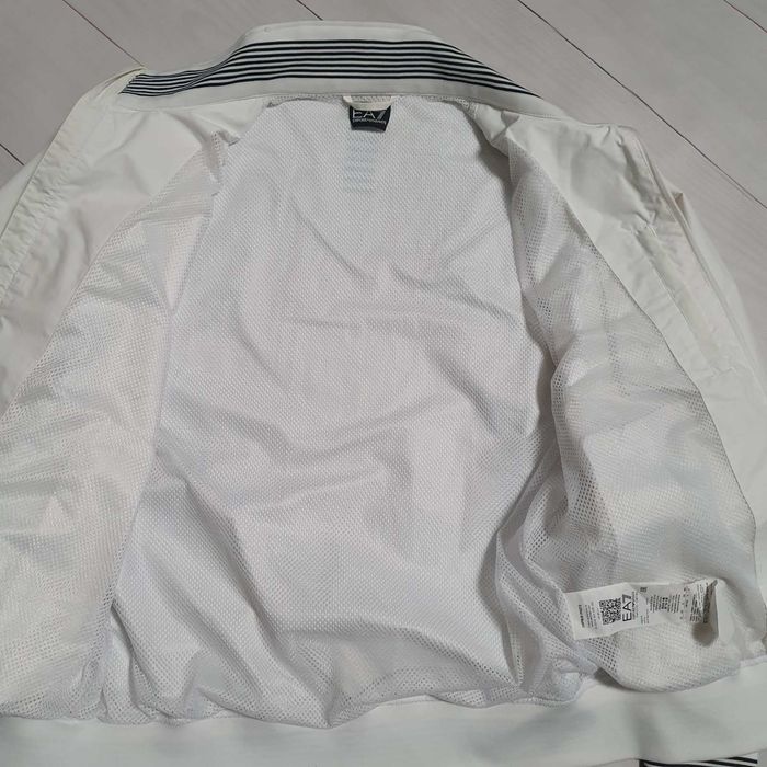 Нова куртка вітровка emporio armani