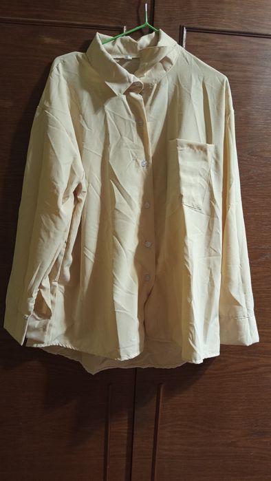 Жіночий костюм L