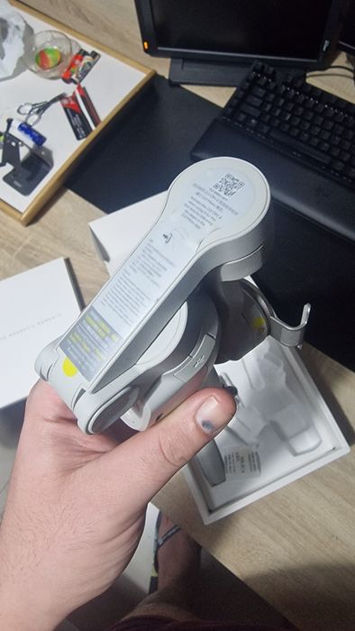 Gimbal dji Osmo Mobile 4 pro