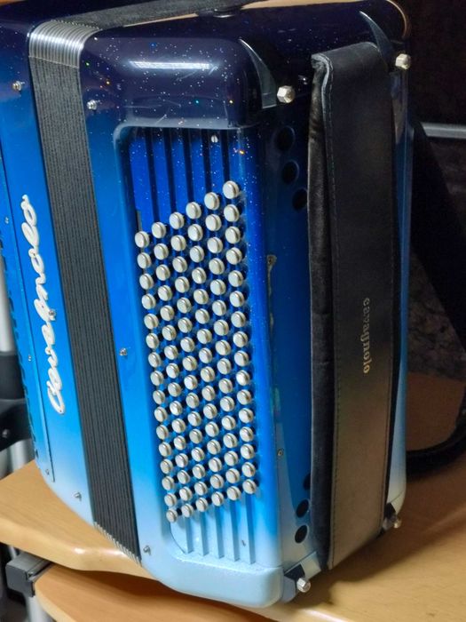 Acordeão Cavagnolo Digital e Midi