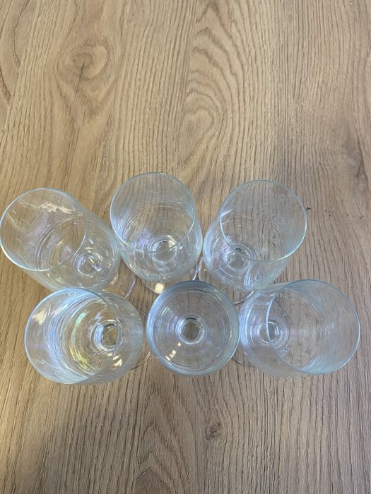 Sprzedam kieliszki do wina