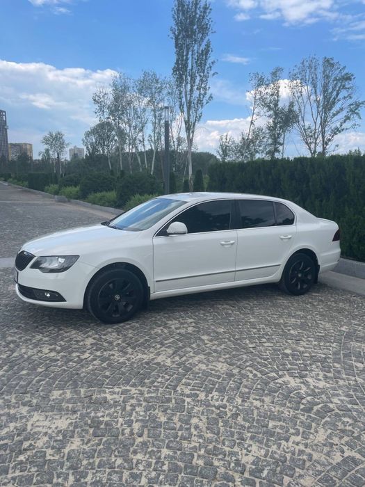 Шкода Суперб 1,8