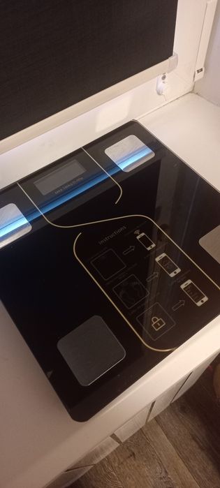 Умные напольные смарт-весы Scale One (модель A-8003) с Bluetooth-синхронизацией