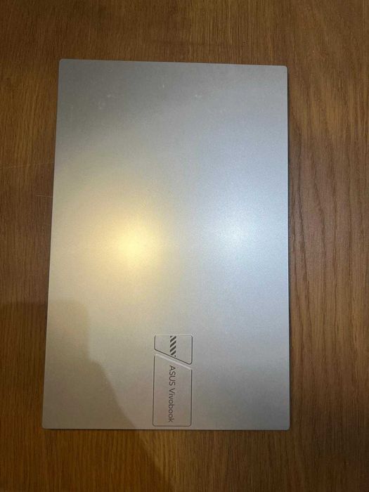 Asus VivoBook 15 M1502Y|15.6"FullHD|Ryzen 7-7730u|16Gb Ram|Ssd 512Gb|