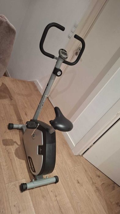 Urgent Static Bicycle467911446690549760