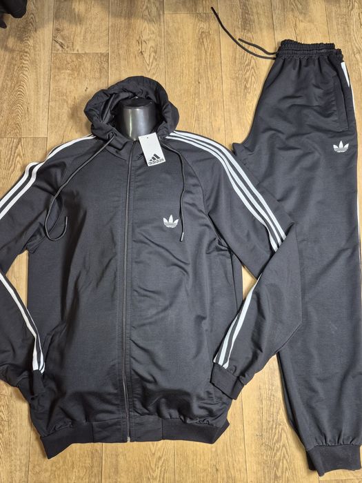 Мужские спортивные костюмы. ADIDAS. 2ники. Весна. Скидки!