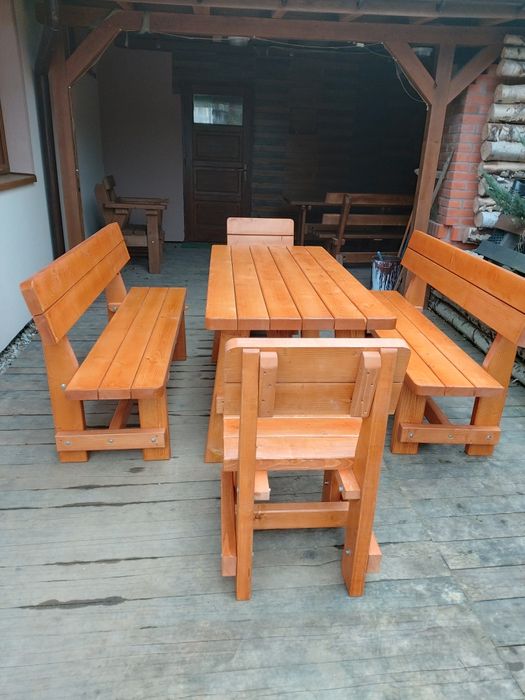 Meble ogrodowe. Solidne