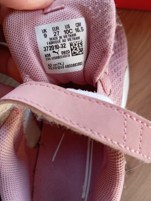 Buty Puma dla dziewczynki rozmiar 27