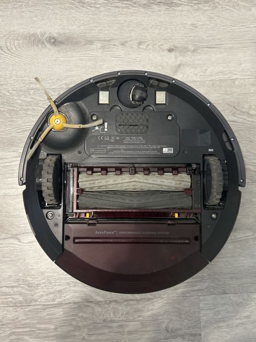 iRobot Roomba 895 – robot sprzątający, aplikacja, dobry stan