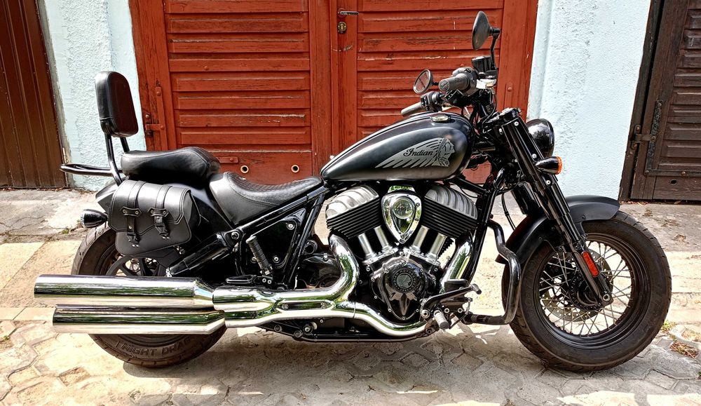 Indian Chief "Dark Horse" bobber '2022
