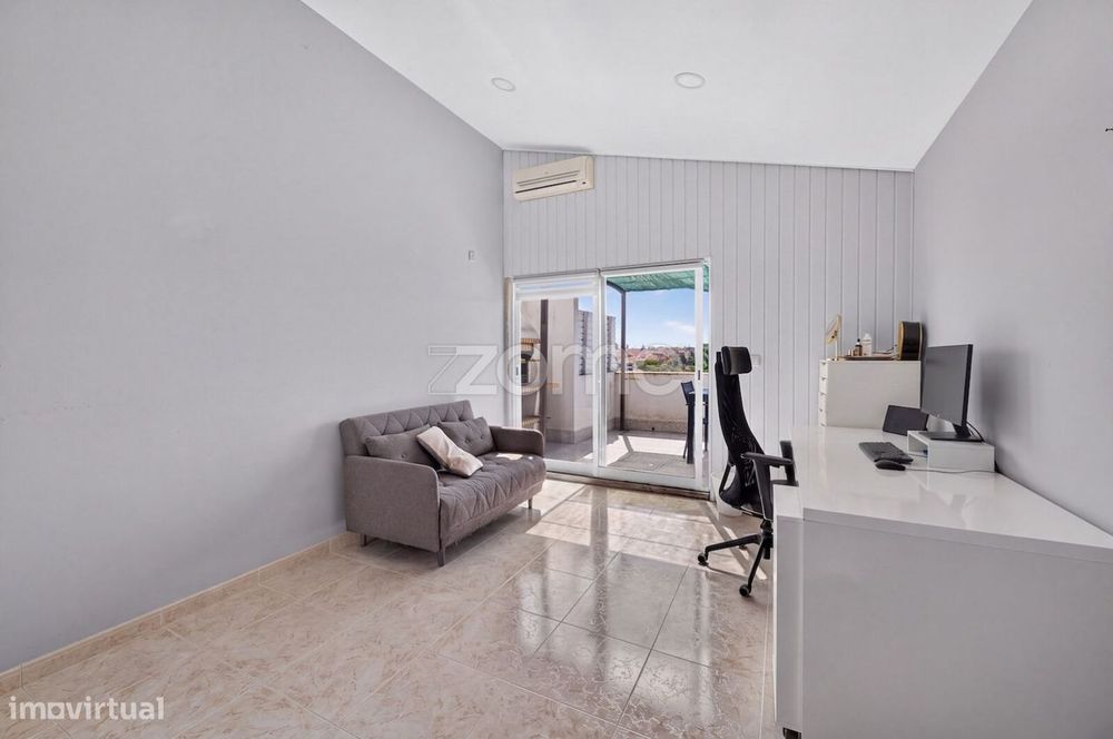 Apartamento T2+2 - Alcabideche
