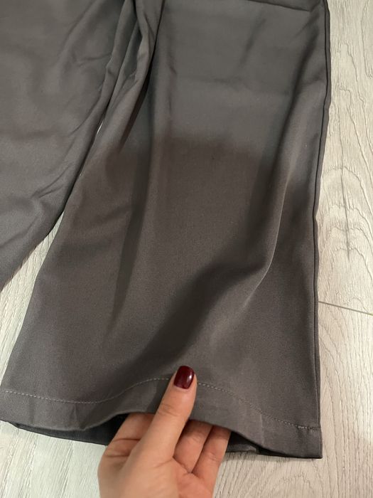 Стильні сірі брюки