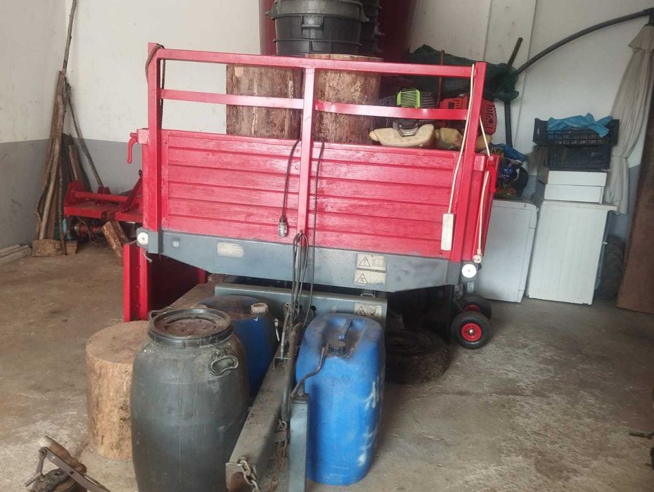 Reboque Herculano basculante