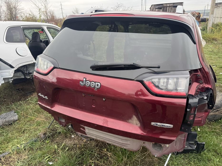 Кришка багажника ляда Jeep Cherokee kl 18+