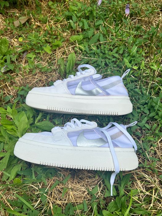 Жіночі кросівки Nike court vision alta