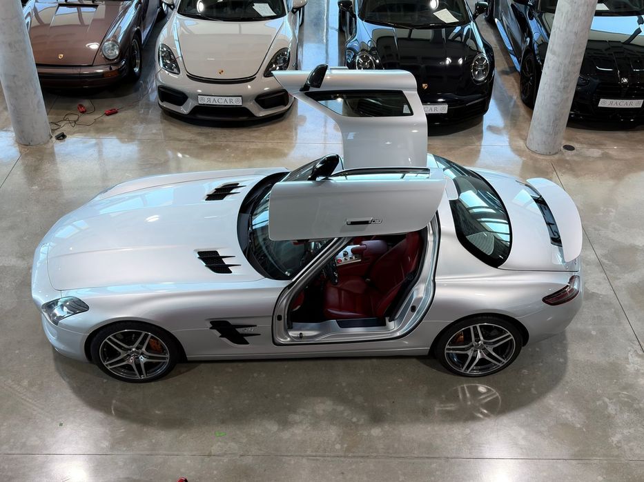 Mercedes-Benz SLS 63 AMG