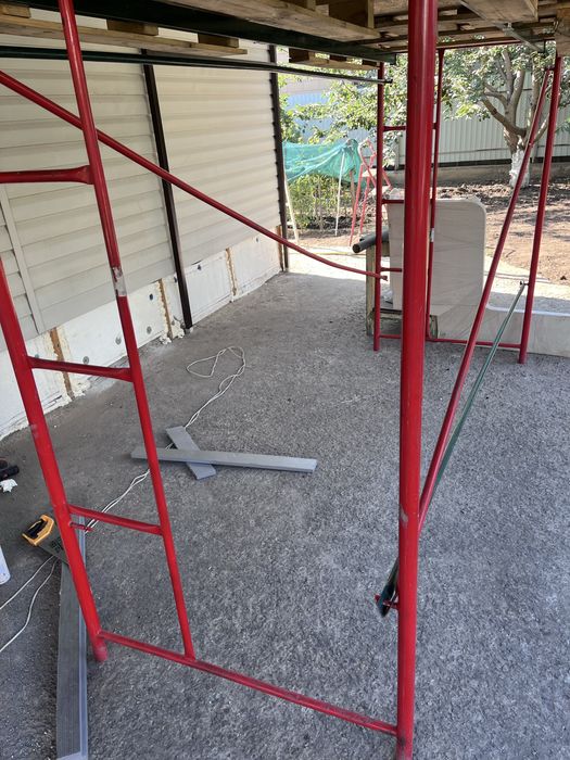 Леса строительные ,срочная продажа 36 квадратов