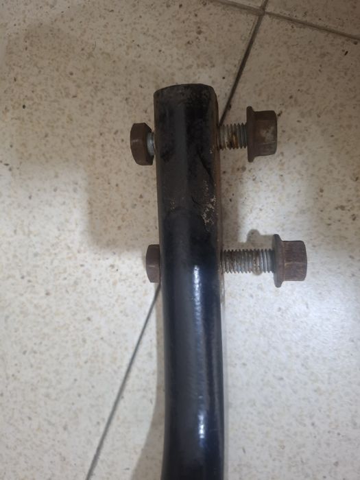Bola de reboque  com parafuso