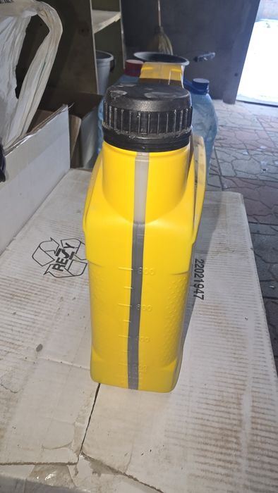 Масло 1л Дизельне 5w30 Нове Запаковане