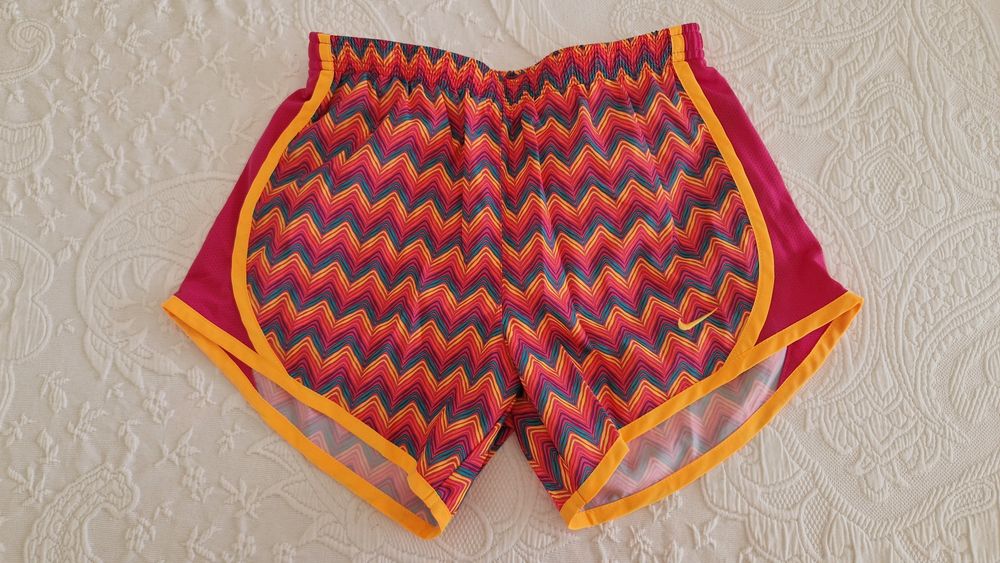 Calções Nike, Dri-Fit, tamanho L