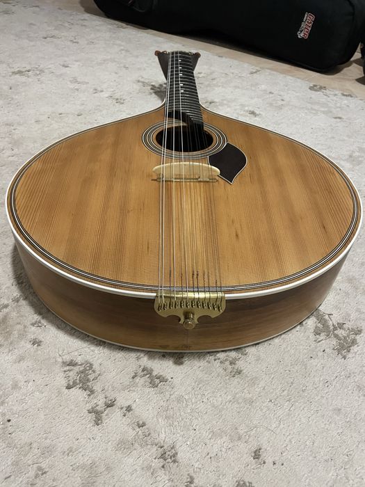 Guitarra Portuguesa