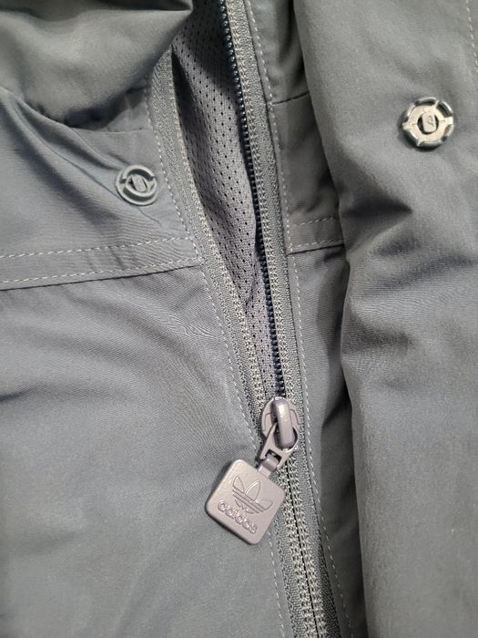 Куртка Adidas WINDRREAKER нова оригінал