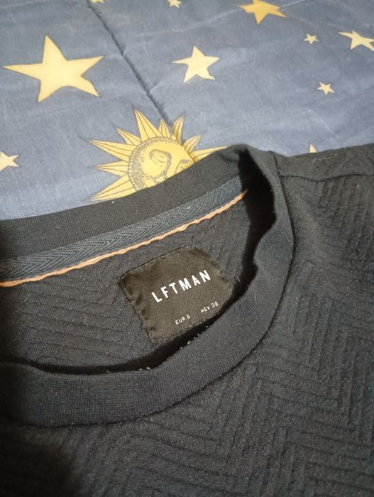 Camisola Azul Escura Lefties S