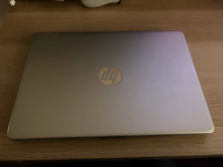 PC HP modelo 14s-dq0008np