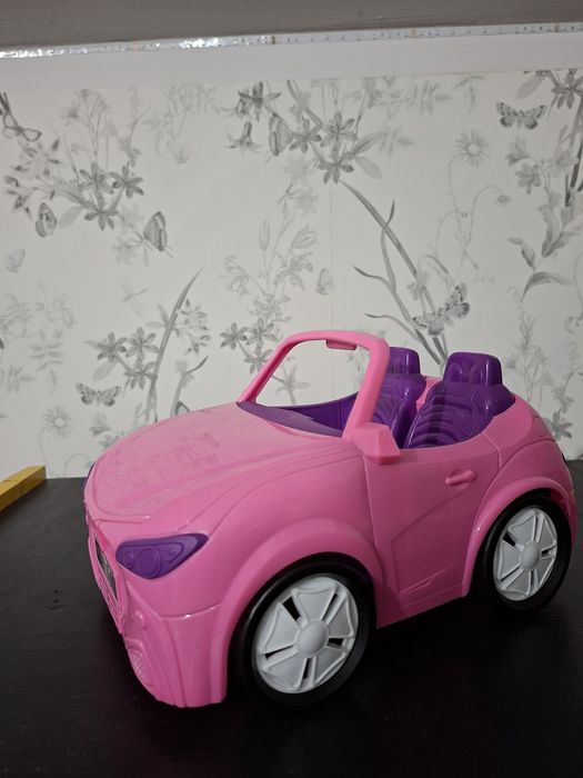 różowy kabriolet, samochód dla lalek Barbie