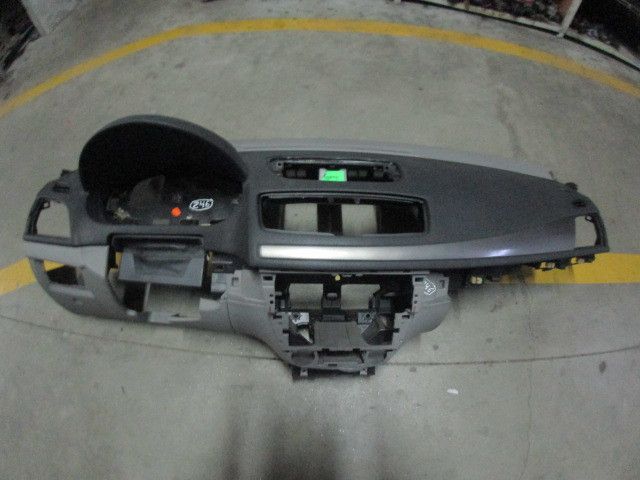 Tablier RENAULT Megane III (BZ0_)
