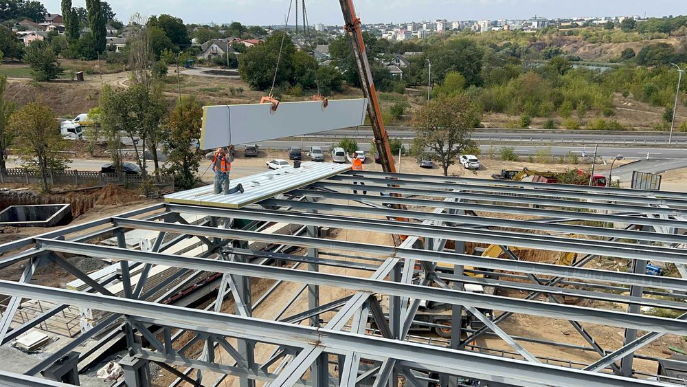 Монтаж сендвіч-панелей