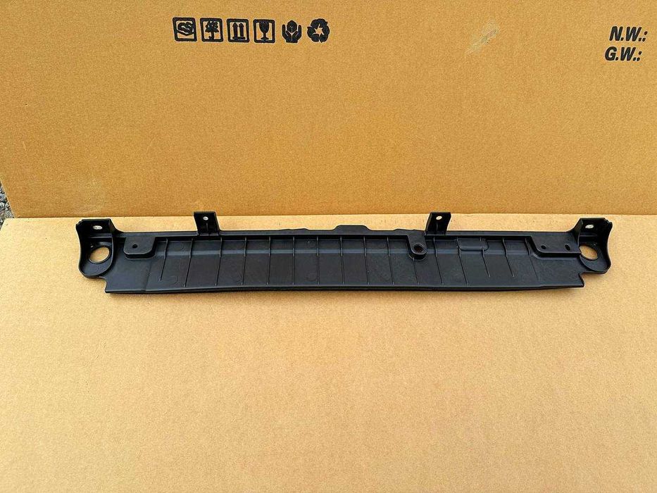 Кронштейн дефлектор крепления радиатора верхний для Nissan Rogue T33