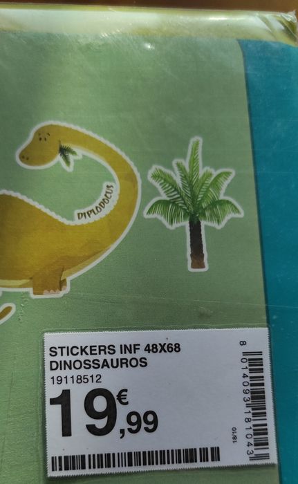 Autocolantes de parede com dinossauros