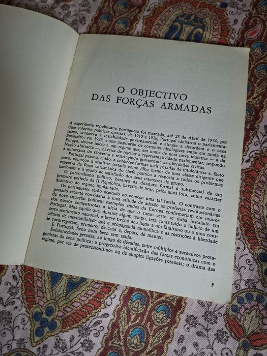 O 25 de Abril e o Centrismo Adelino Amaro da Costa
