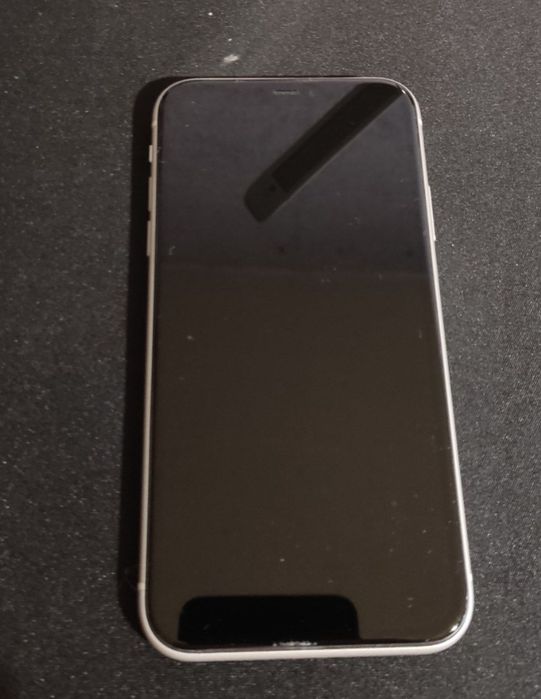 Продам iphone 11