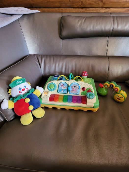 Игрушки музыкальные набор в отличном состоянии