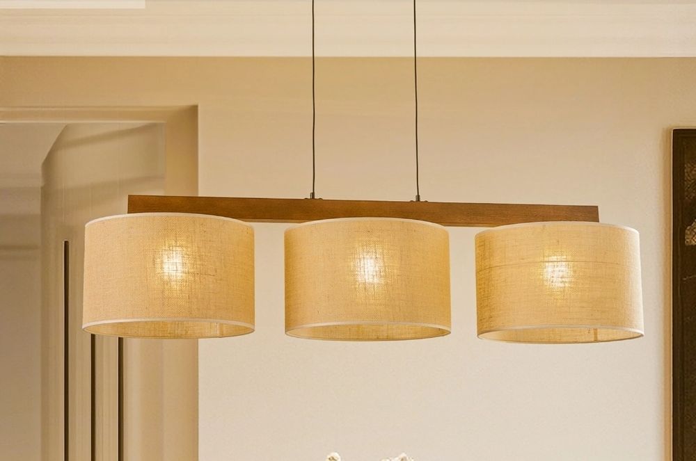 Candeeiro Pendente 3 Luzes – Madeira e Linho – Moderno com 3 meses de uso