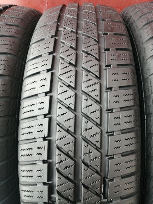 205/R16C Continental CrossContact Winter 4шт ціна за 1шт шини