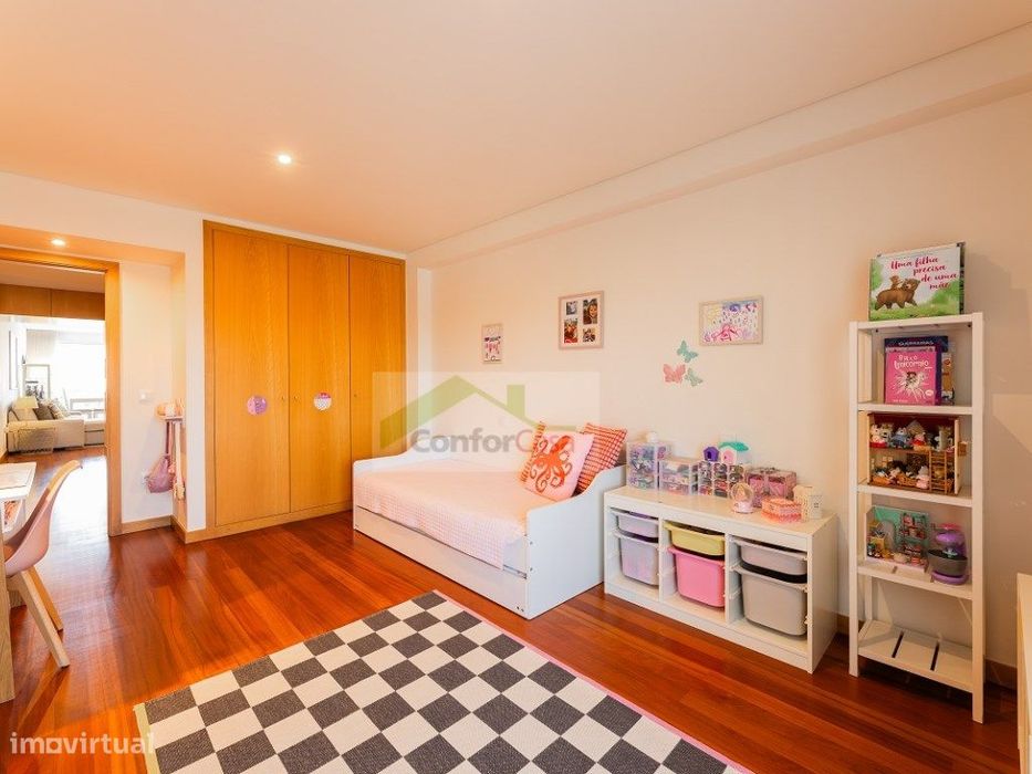 T1 + área adjacente de 2 Quartos | Ar condicionado | Aq. Central | ...