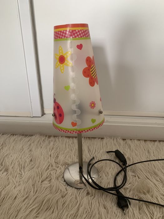 Dou/Ofereço Candeeiro quarto de criança