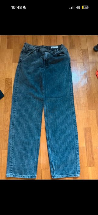 Cama beliche com secretaria