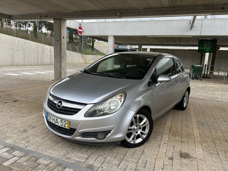 Opel Corsa 1.2 full extras 5 Lugares