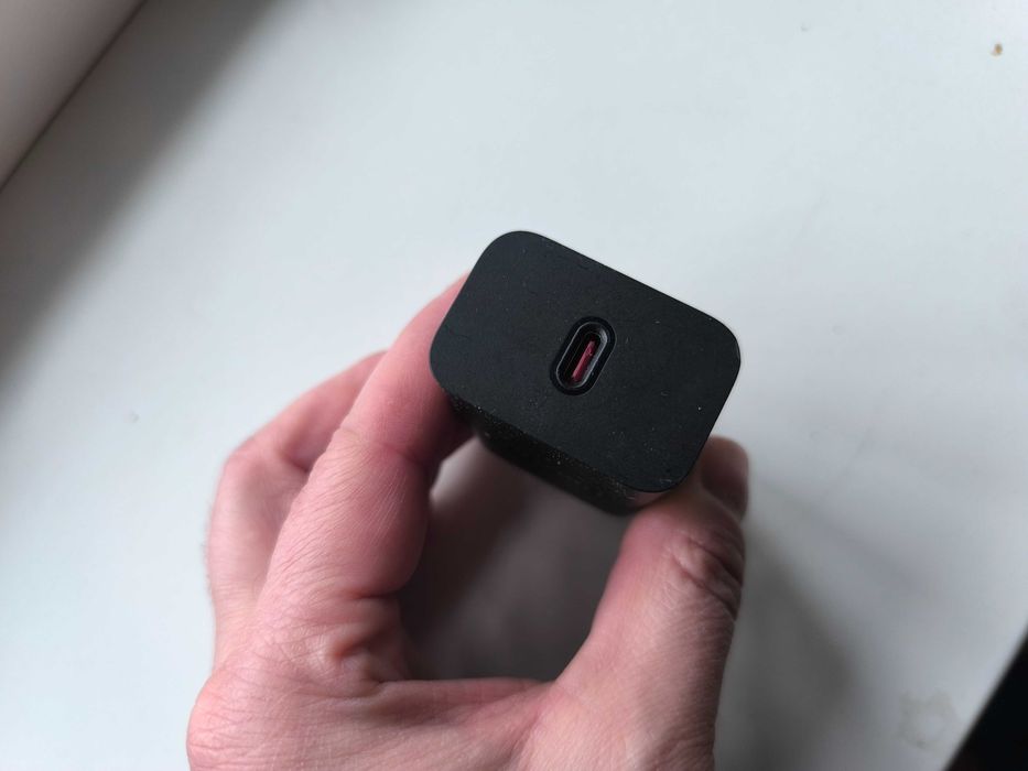Lenovo 68W MC-688 Оригинальное зарядное устройство (зарядка) на 68Ватт (не рабочее)