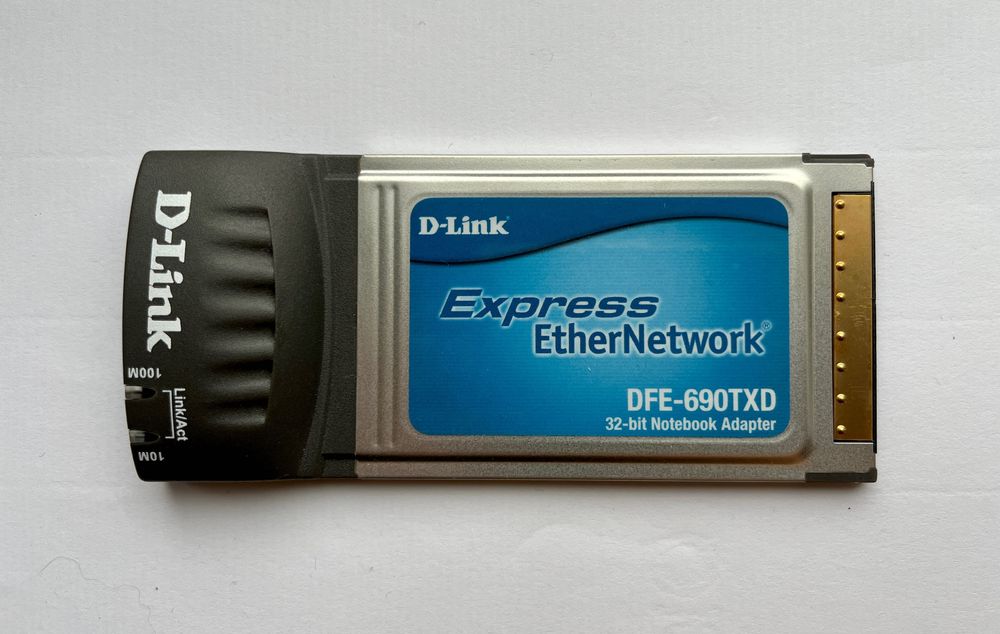 Сетевая карта 10/100 Mbps CardBus DFE-690TXD