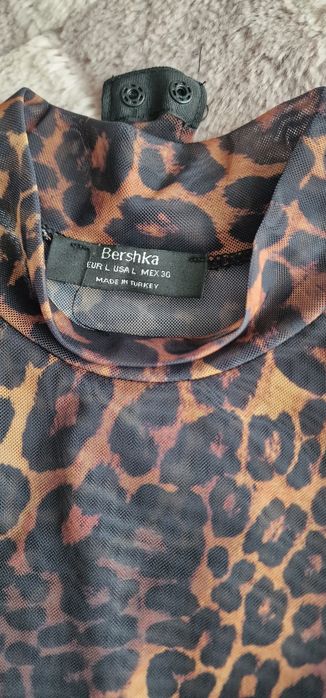 Body bershka leopardo