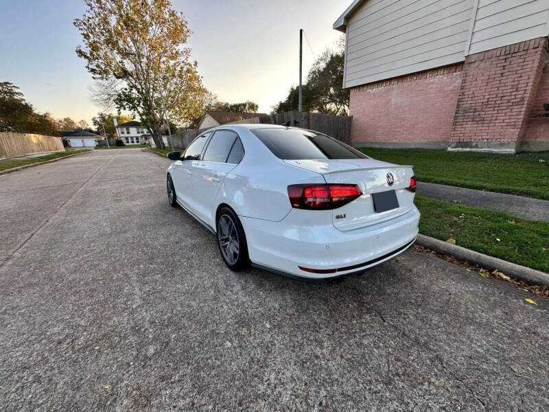2017 Volkswagen Jetta