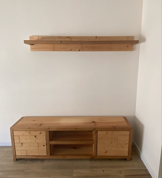 Móvel de TV + Prateleira Suspensa