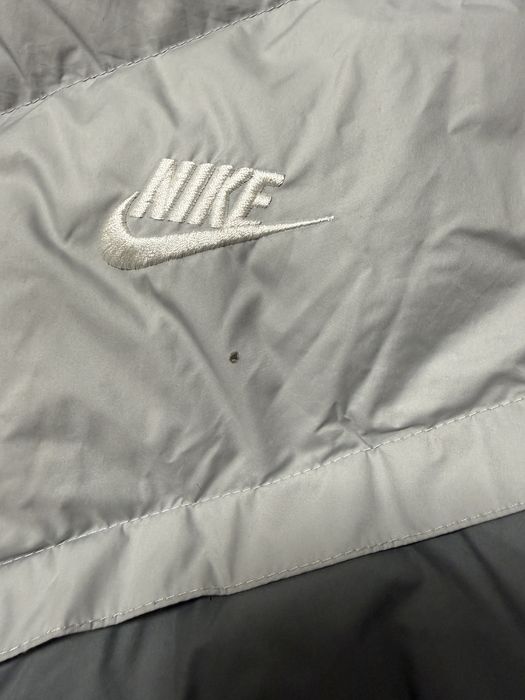 Пуховик чоловічий nike storm-fit windrunner primaloft