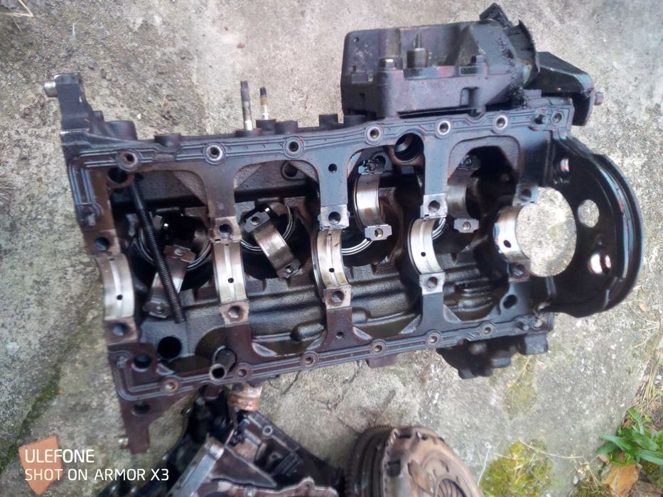 Bloco Ford S-Max 125Cv TDCI para venda juntamente com muito material